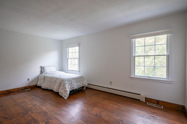 9 Maple Avenue, Atkinson, NH 03811