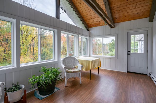 9 Maple Avenue, Atkinson, NH 03811