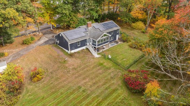 9 Maple Avenue, Atkinson, NH 03811