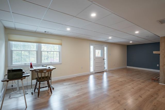 9 Maple Avenue, Atkinson, NH 03811