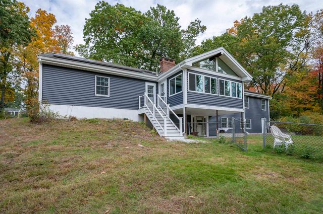 9 Maple Avenue, Atkinson, NH 03811