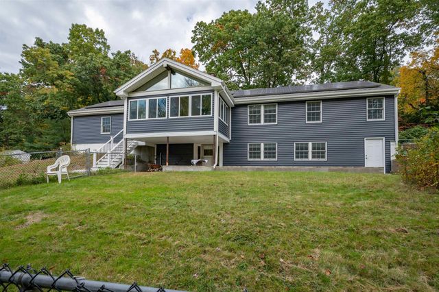 9 Maple Avenue, Atkinson, NH 03811