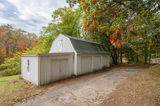 9 Maple Avenue, Atkinson, NH 03811