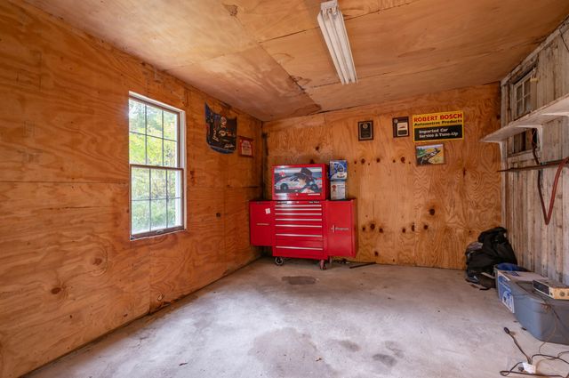 9 Maple Avenue, Atkinson, NH 03811