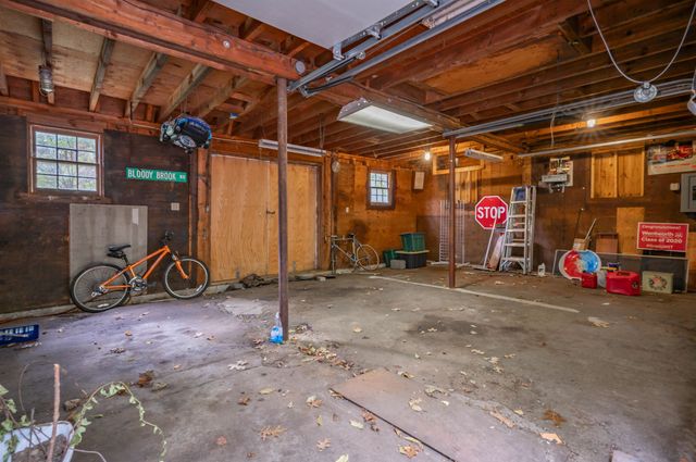 9 Maple Avenue, Atkinson, NH 03811