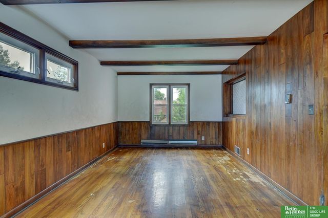 3041 Ida Street, Omaha, NE 68112