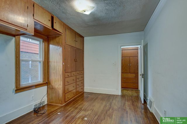 3041 Ida Street, Omaha, NE 68112