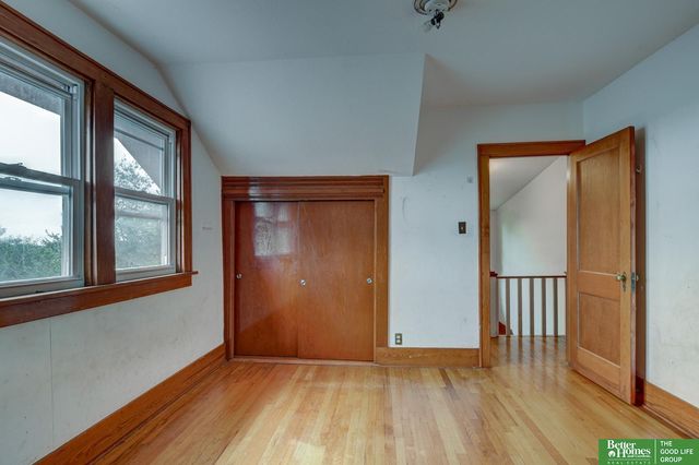 3041 Ida Street, Omaha, NE 68112