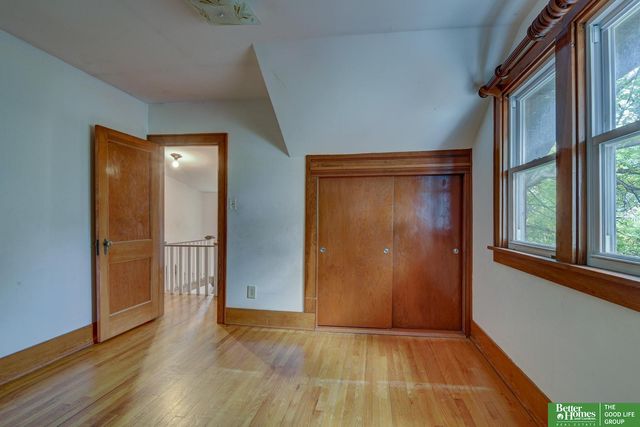 3041 Ida Street, Omaha, NE 68112