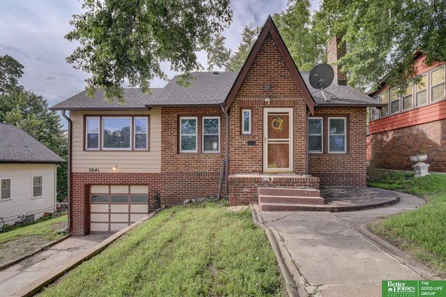 3041 Ida Street, Omaha, NE 68112