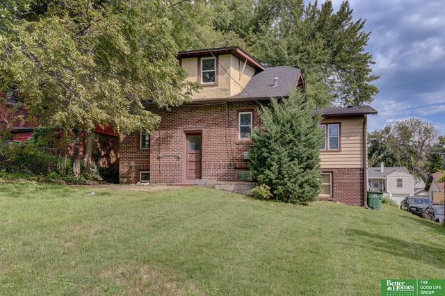 3041 Ida Street, Omaha, NE 68112