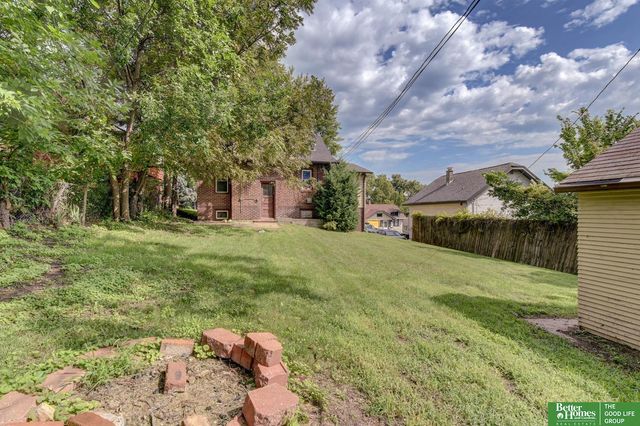3041 Ida Street, Omaha, NE 68112