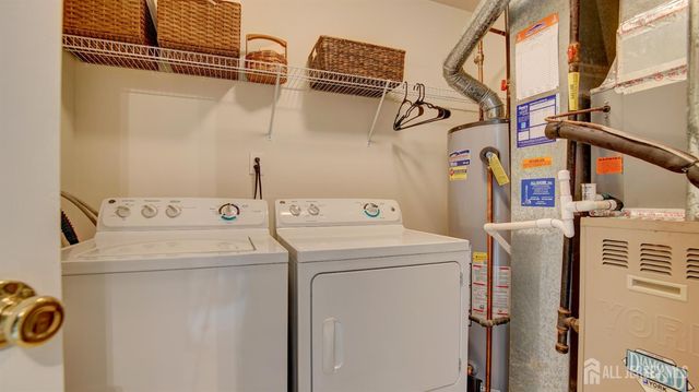 32 Manley Road, Pennington, NJ 08534