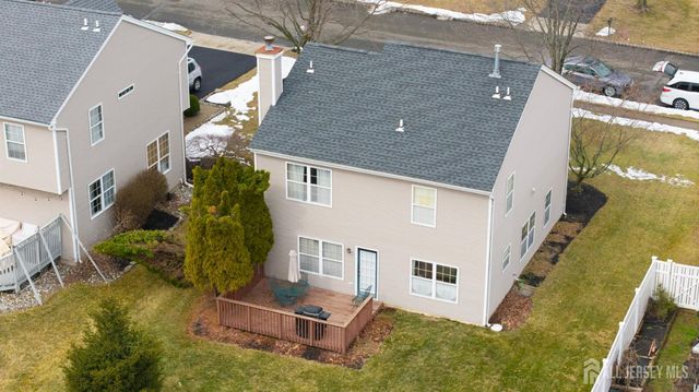 32 Manley Road, Pennington, NJ 08534