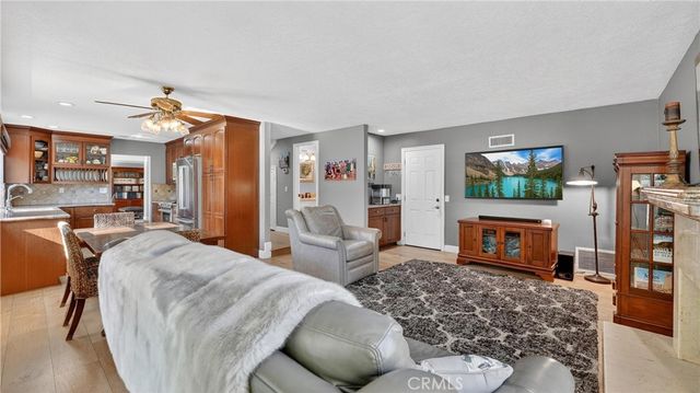 17530 Monette, Yorba Linda, CA 92886