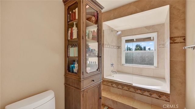 17530 Monette, Yorba Linda, CA 92886