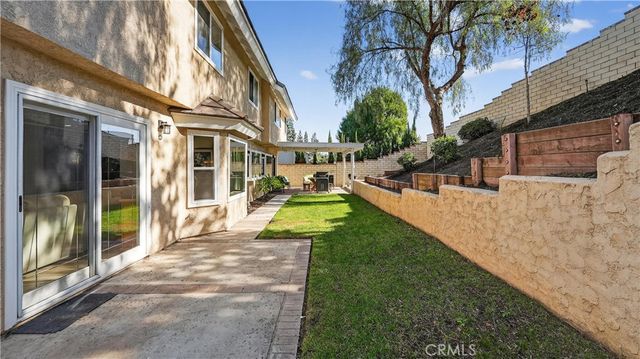 17530 Monette, Yorba Linda, CA 92886