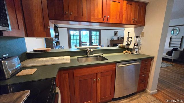 64 Brittany Lane, Westhampton Beach, NY 11978
