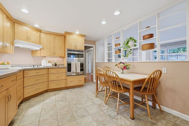 19 Polley Rd, Westford, MA 01886