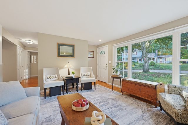 19 Polley Rd, Westford, MA 01886