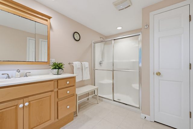 19 Polley Rd, Westford, MA 01886