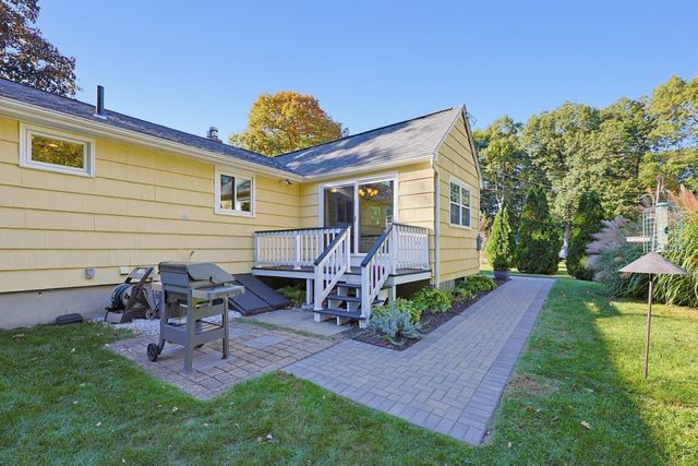 19 Polley Rd, Westford, MA 01886