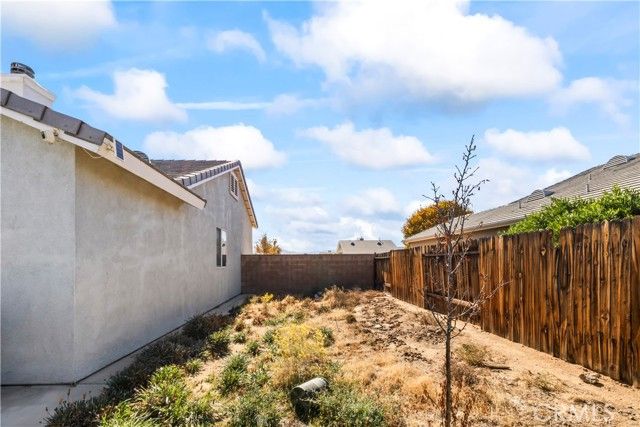 21168 Merlot, Apple Valley, CA 92308