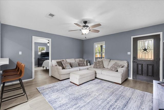 500 County Road 4432, Dayton, TX 77535