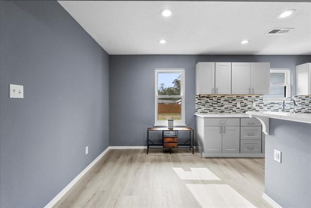 500 County Road 4432, Dayton, TX 77535