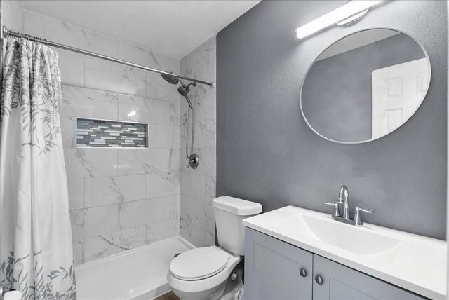 500 County Road 4432, Dayton, TX 77535