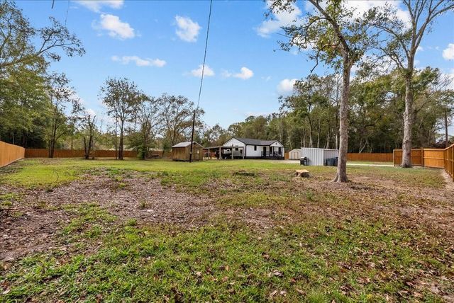 500 County Road 4432, Dayton, TX 77535