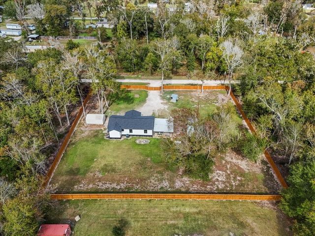 500 County Road 4432, Dayton, TX 77535