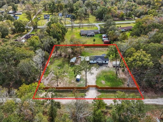 500 County Road 4432, Dayton, TX 77535