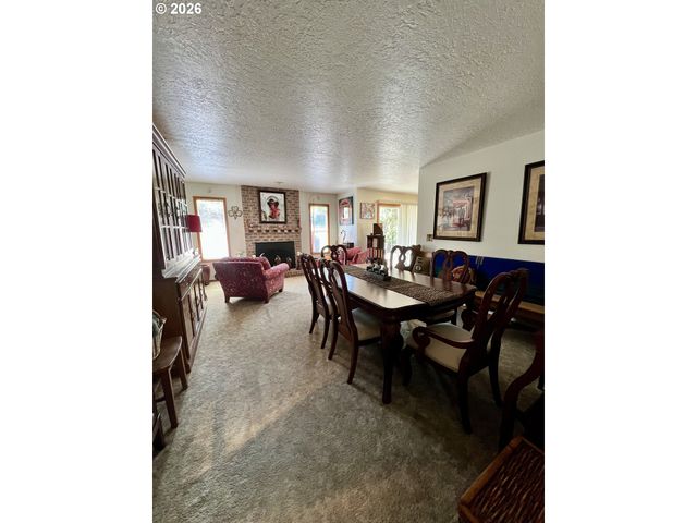 1387 Se EVANS Loop, Troutdale, OR 97060