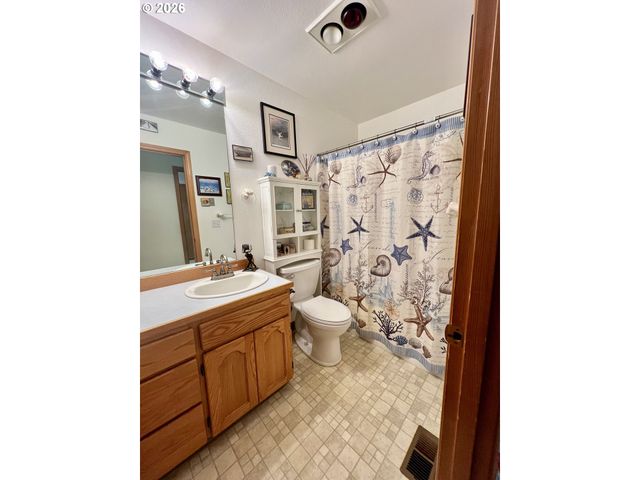 1387 Se EVANS Loop, Troutdale, OR 97060