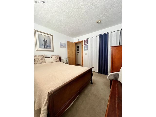 1387 Se EVANS Loop, Troutdale, OR 97060