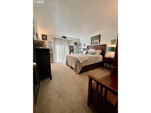 1387 Se EVANS Loop, Troutdale, OR 97060