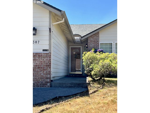 1387 Se EVANS Loop, Troutdale, OR 97060