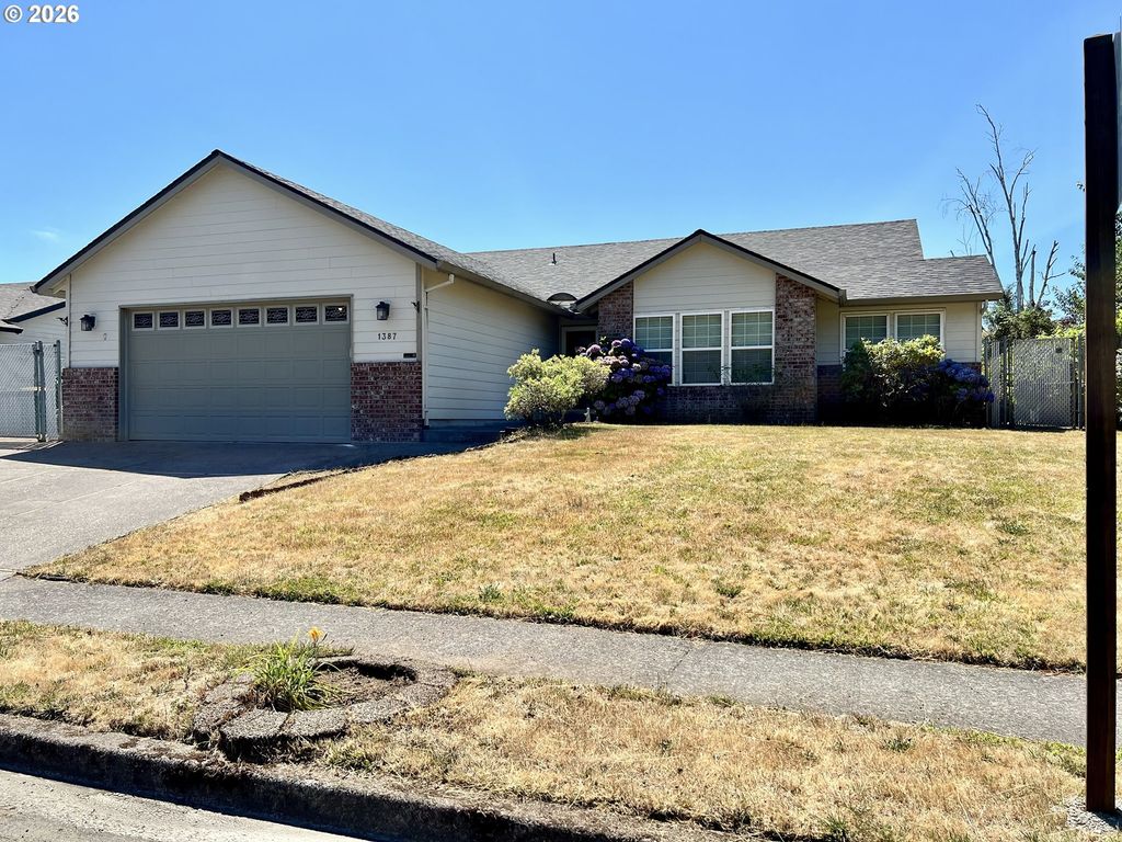 1387 Se EVANS Loop, Troutdale, OR 97060