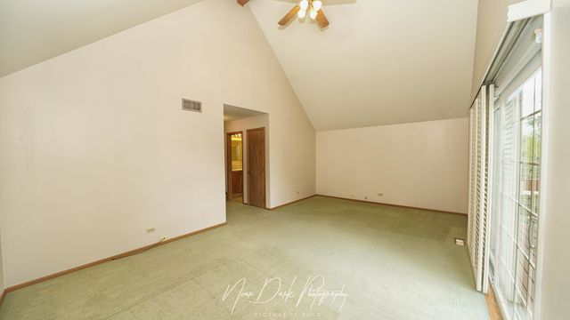 17271 W Huntington Circle, Grayslake, IL 60030