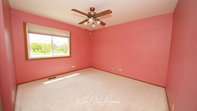 17271 W Huntington Circle, Grayslake, IL 60030