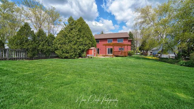 17271 W Huntington Circle, Grayslake, IL 60030