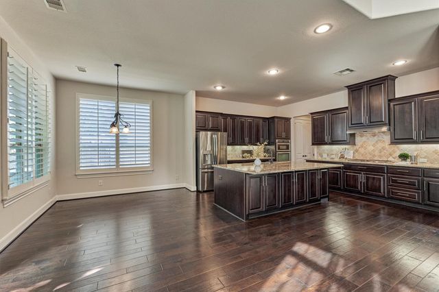 25 Red Moon Place, The Woodlands, TX 77375