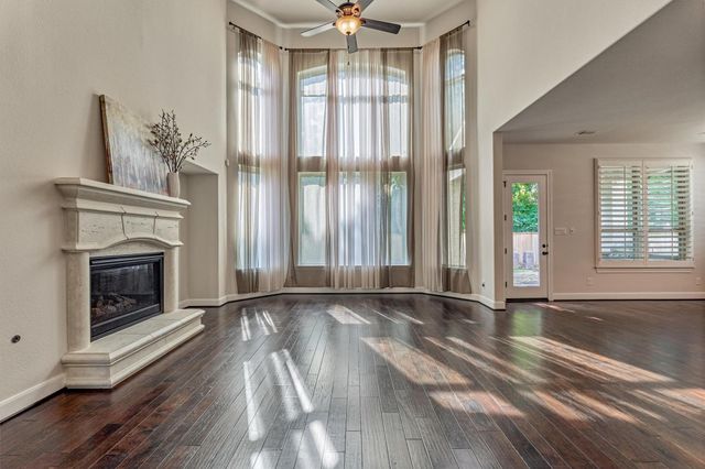 25 Red Moon Place, The Woodlands, TX 77375