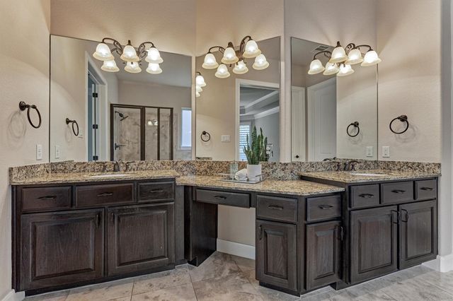 25 Red Moon Place, The Woodlands, TX 77375