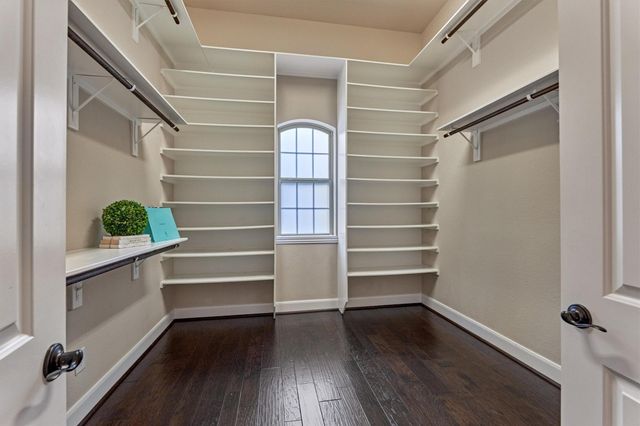 25 Red Moon Place, The Woodlands, TX 77375