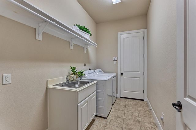 25 Red Moon Place, The Woodlands, TX 77375