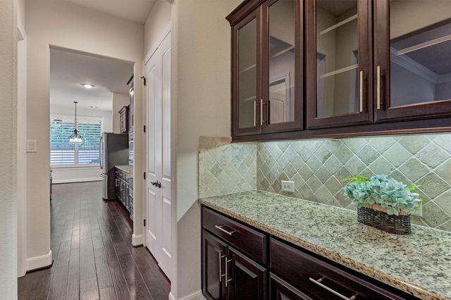 25 Red Moon Place, The Woodlands, TX 77375