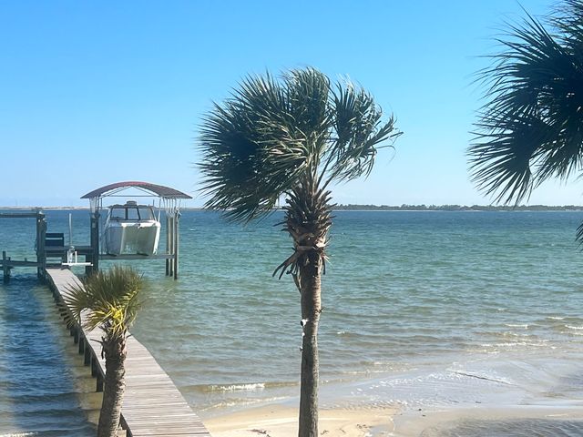 431 Atwater Court, Mary Esther, FL 32569