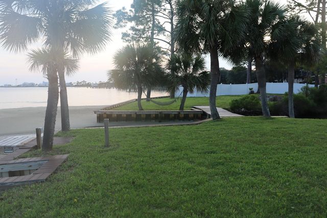 431 Atwater Court, Mary Esther, FL 32569